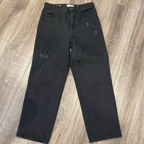 Universal Thread Vintage Straight Black Distressed Jeans Size 4/27R - Picture 1 of 2